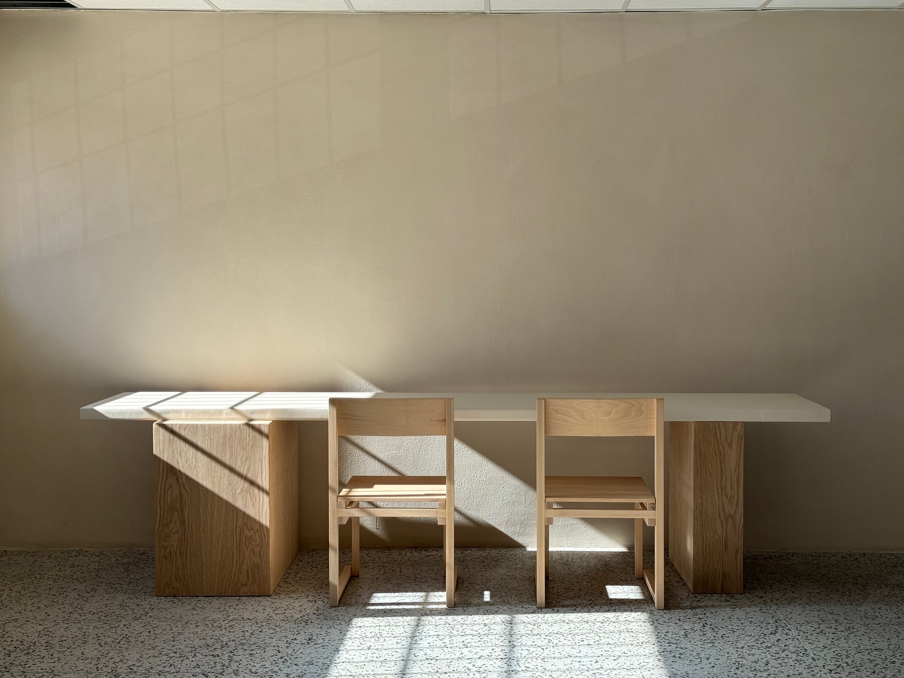 Canoa Studio Table 'Madeira' - TrynTrend