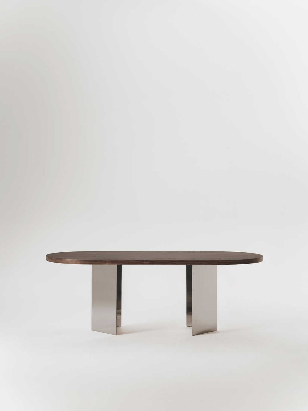 Mara dining table - TrynTrend