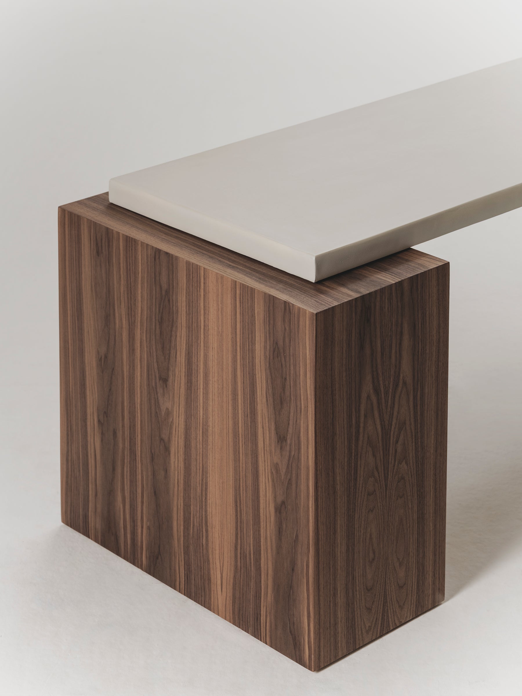Canoa Studio Table 'Madeira' - TrynTrend