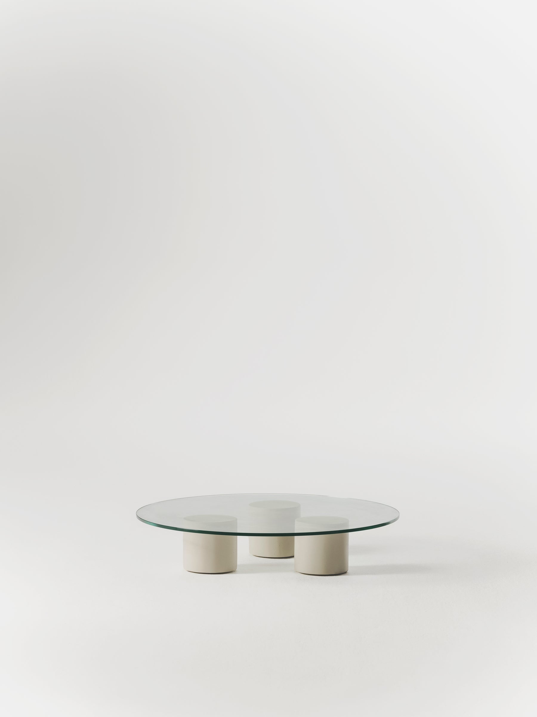Carmene glass coffee table - TrynTrend