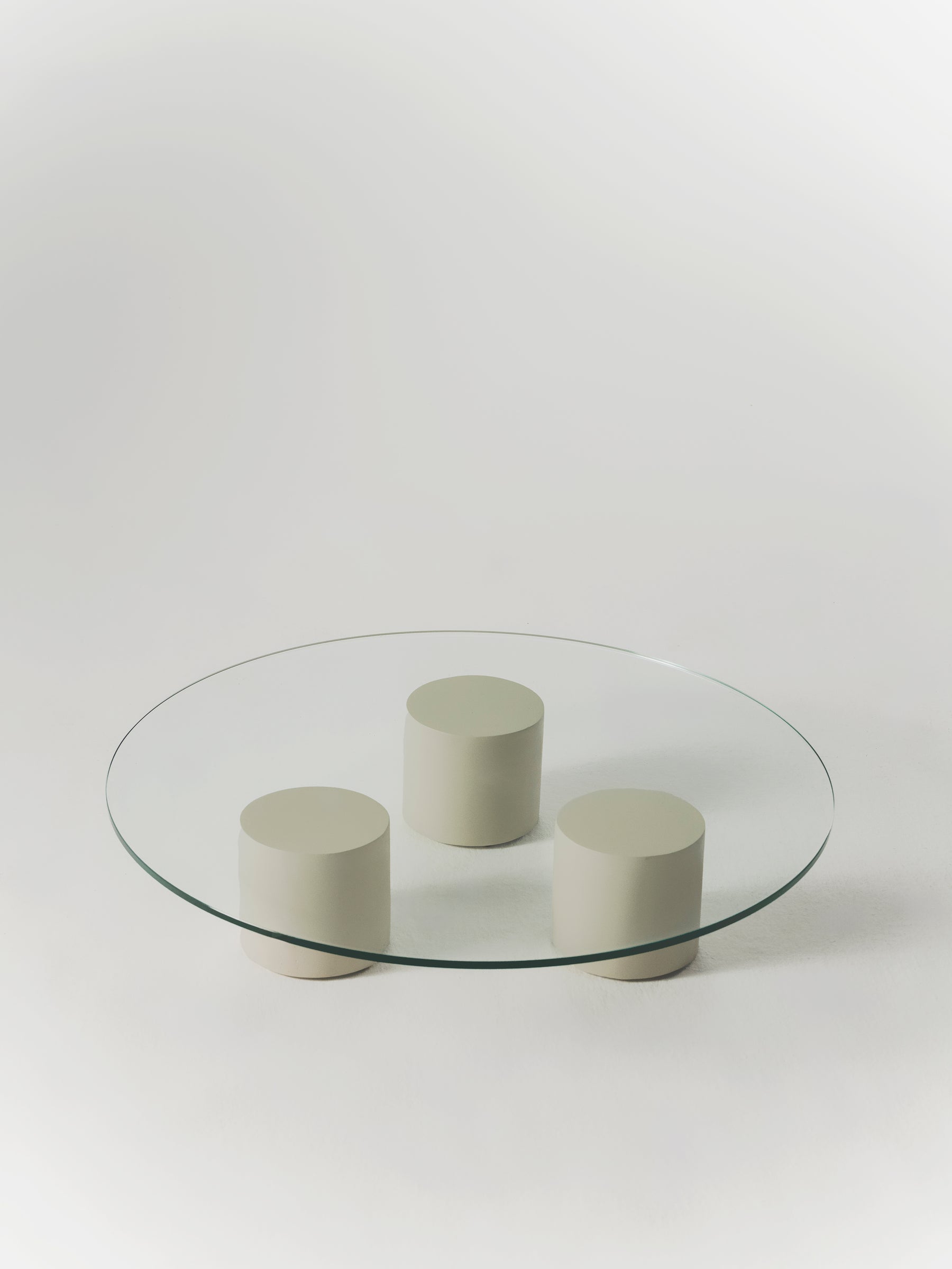 Carmene glass coffee table - TrynTrend