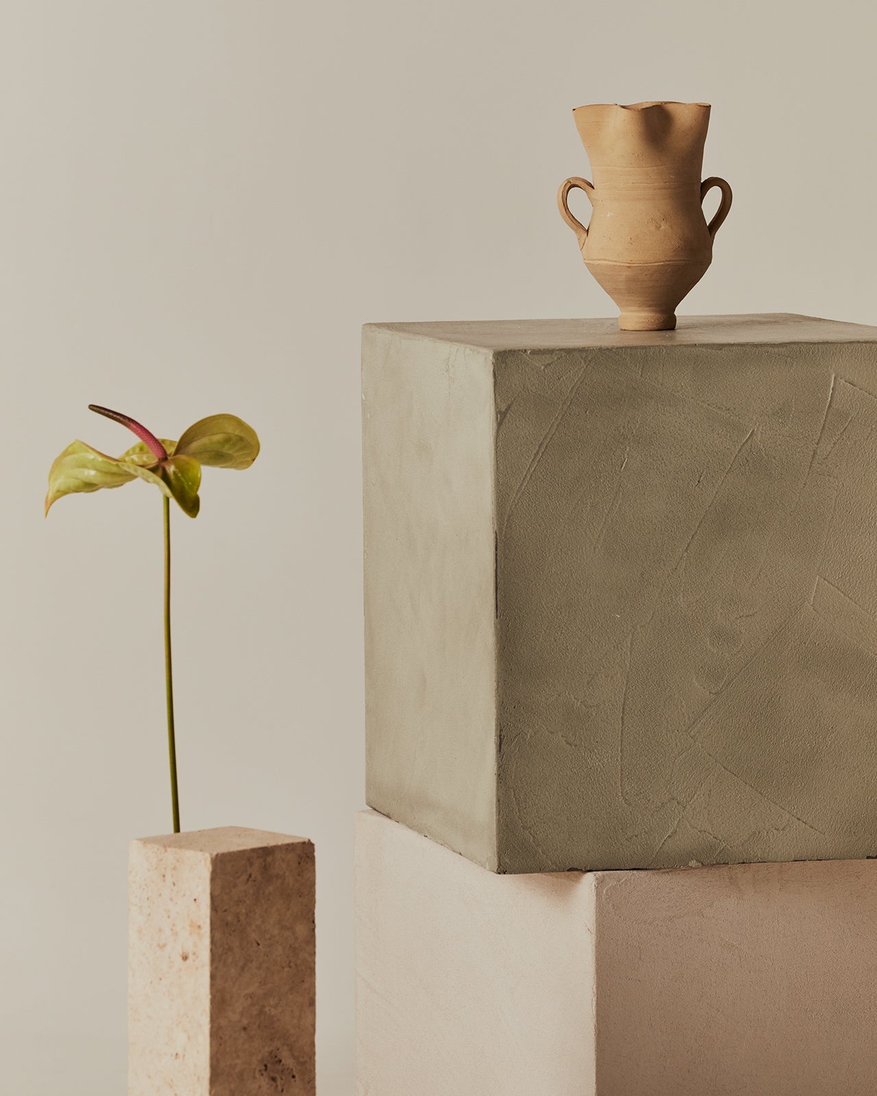 Chantada side table - TrynTrend