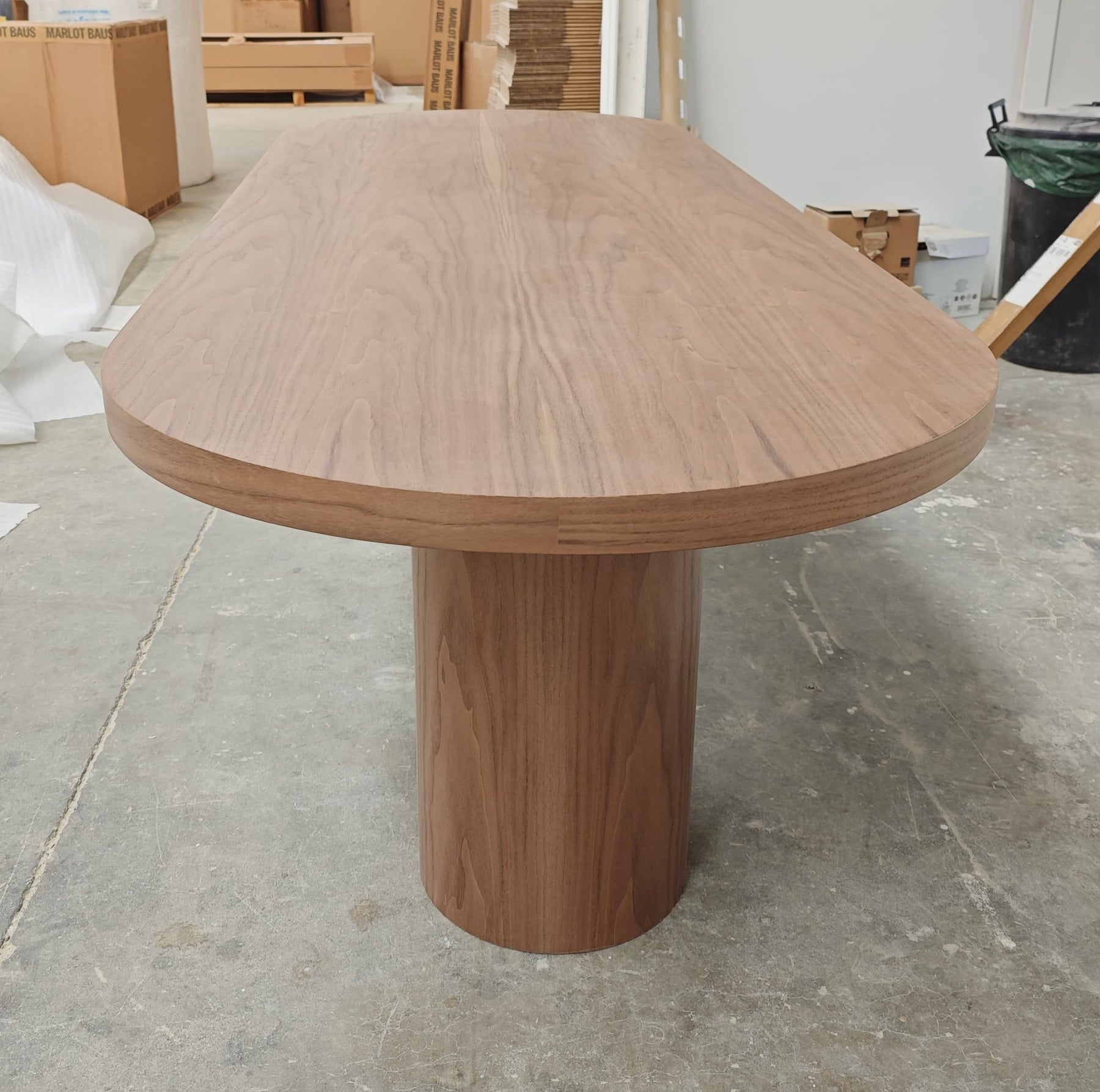 Paloma Dining table - TrynTrend